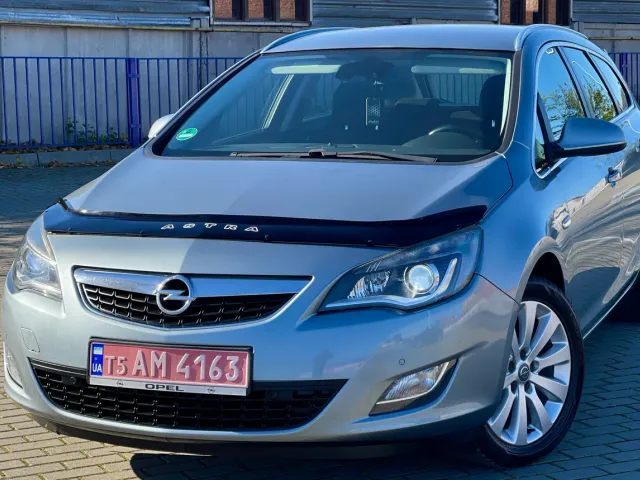 Opel Astra - фото 3