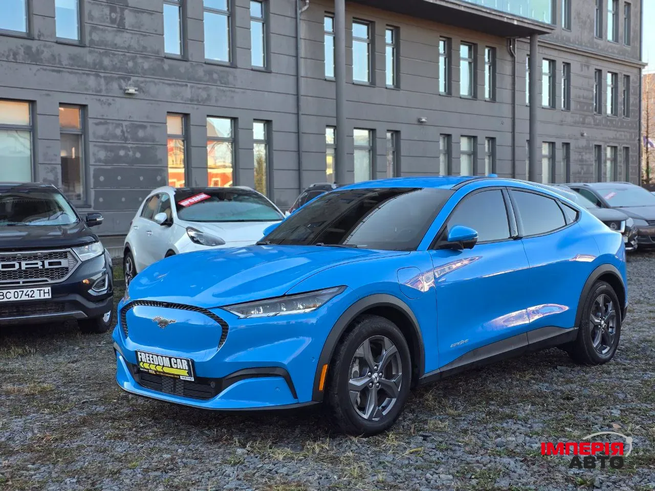 Ford Mustang Mach-E - фото 1