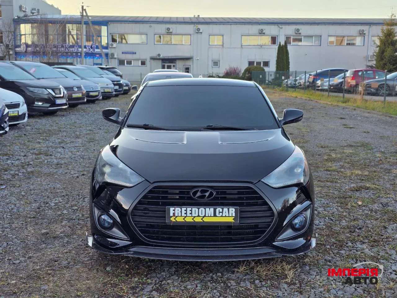 Hyundai Veloster - фото 2