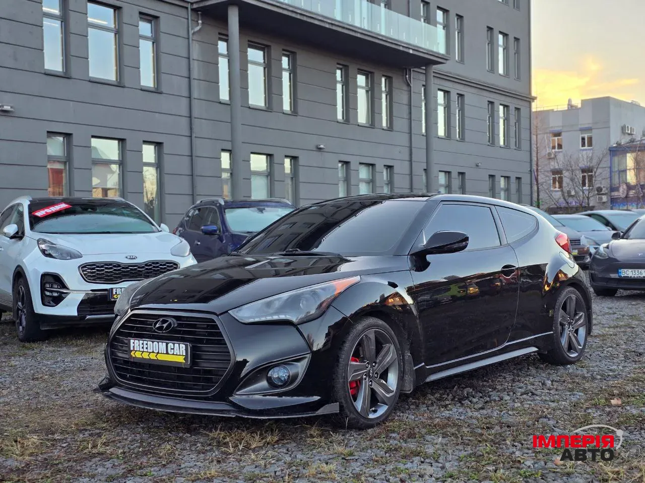 Hyundai Veloster - фото 4