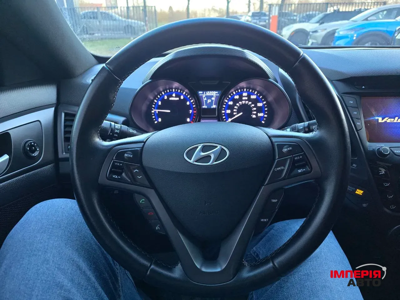 Hyundai Veloster - фото 13