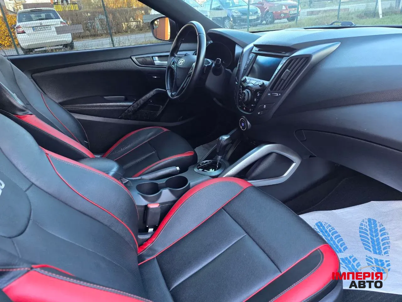 Hyundai Veloster - фото 23