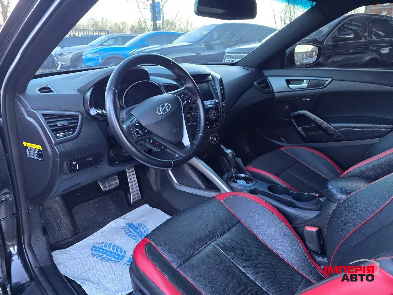 Hyundai Veloster - фото 11