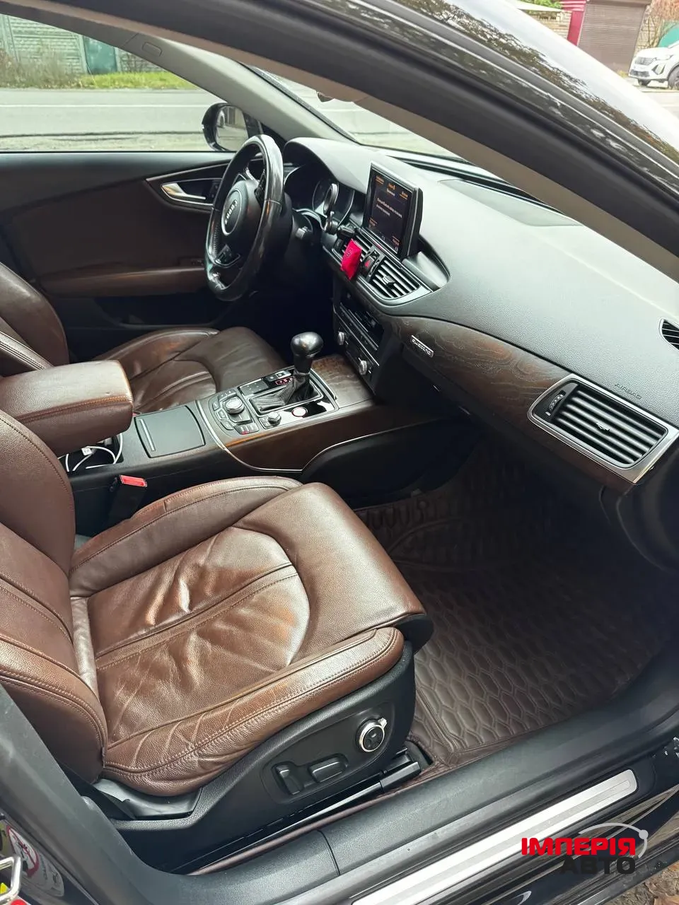 Audi A7 - фото 12