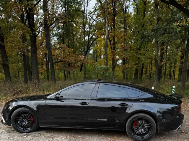 Audi A7 - фото 5