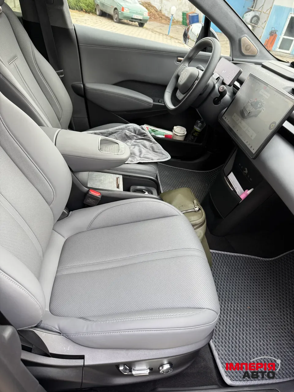 Zeekr X - фото 7