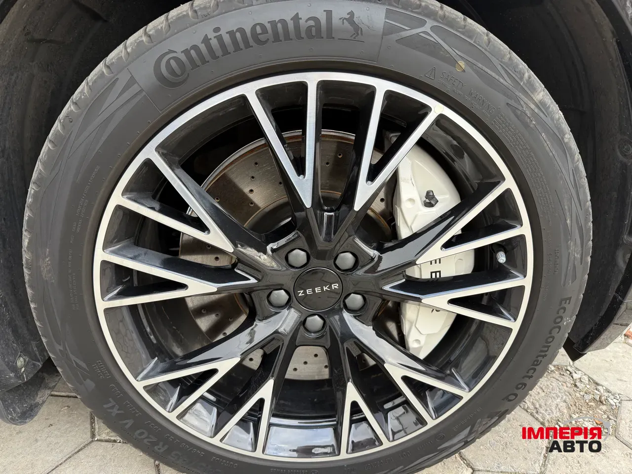 Zeekr X - фото 8