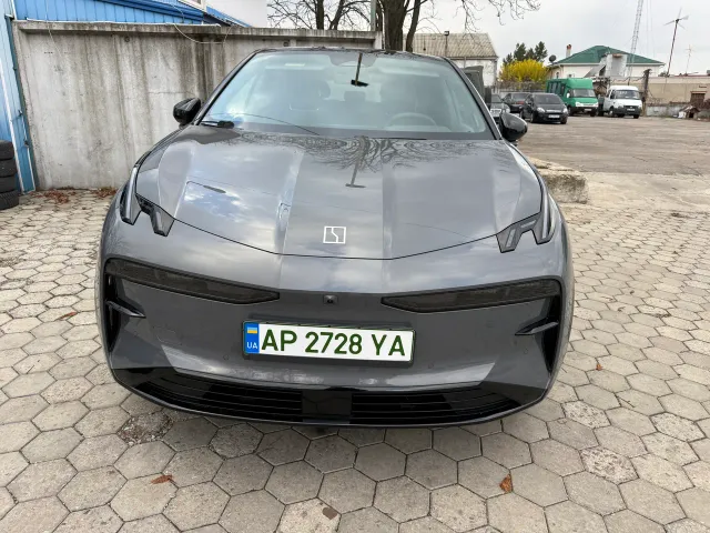 Zeekr X - фото 1