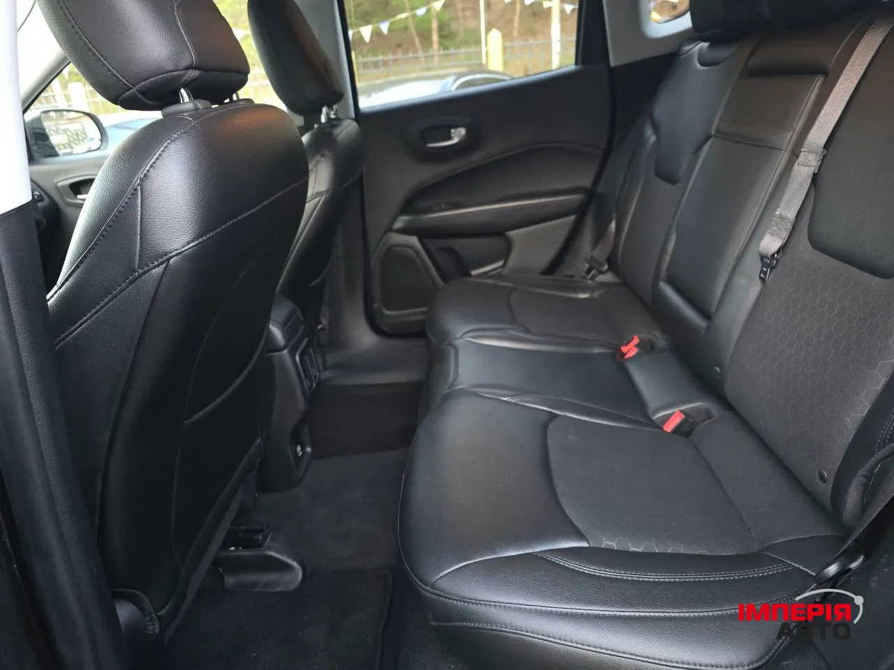 Jeep Compass - фото 18