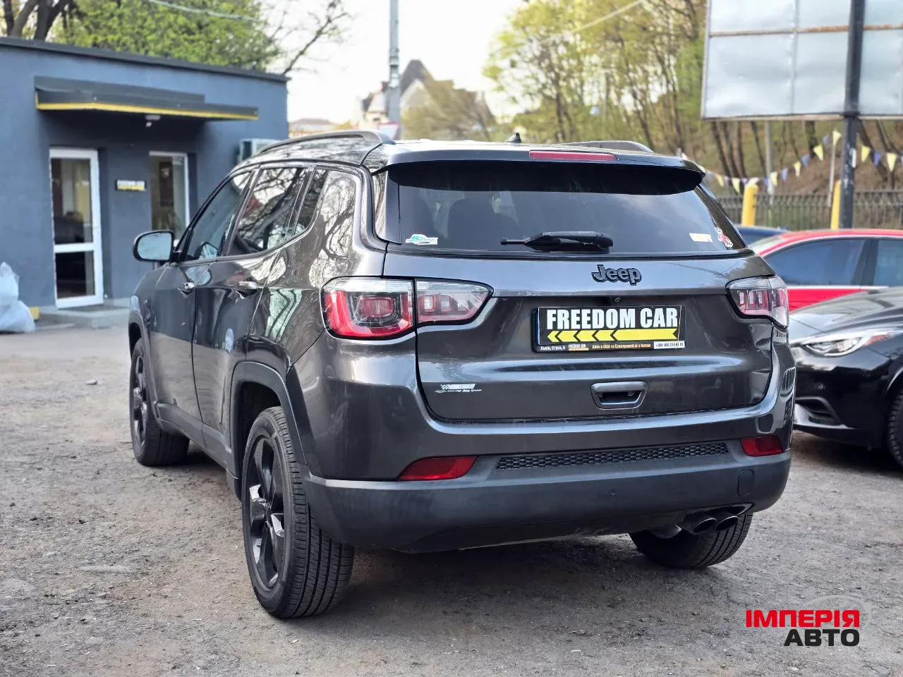 Jeep Compass - фото 6