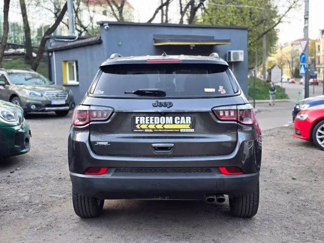 Jeep Compass - фото 4