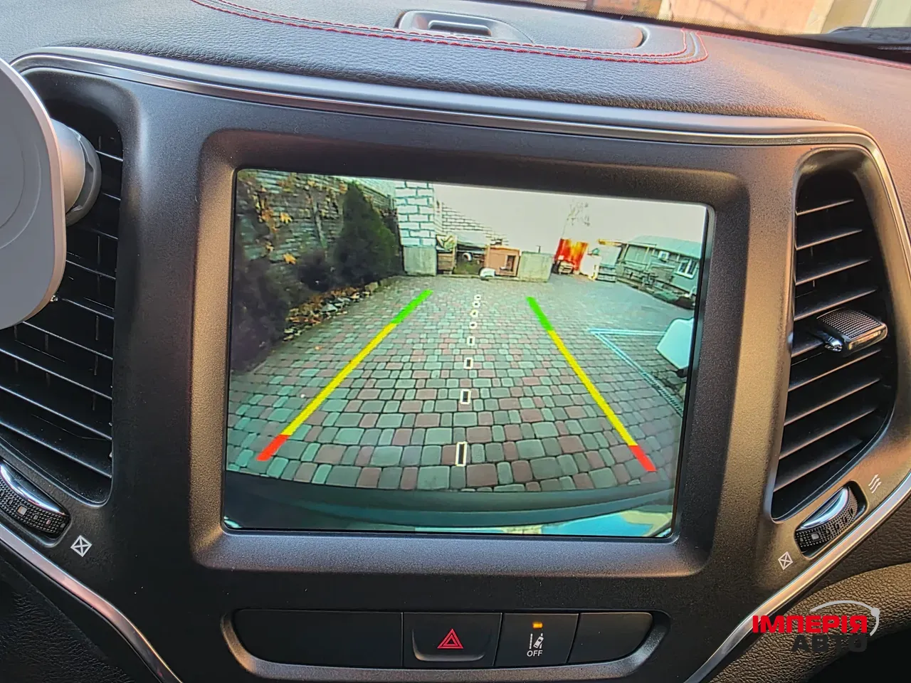 Jeep Cherokee - фото 6