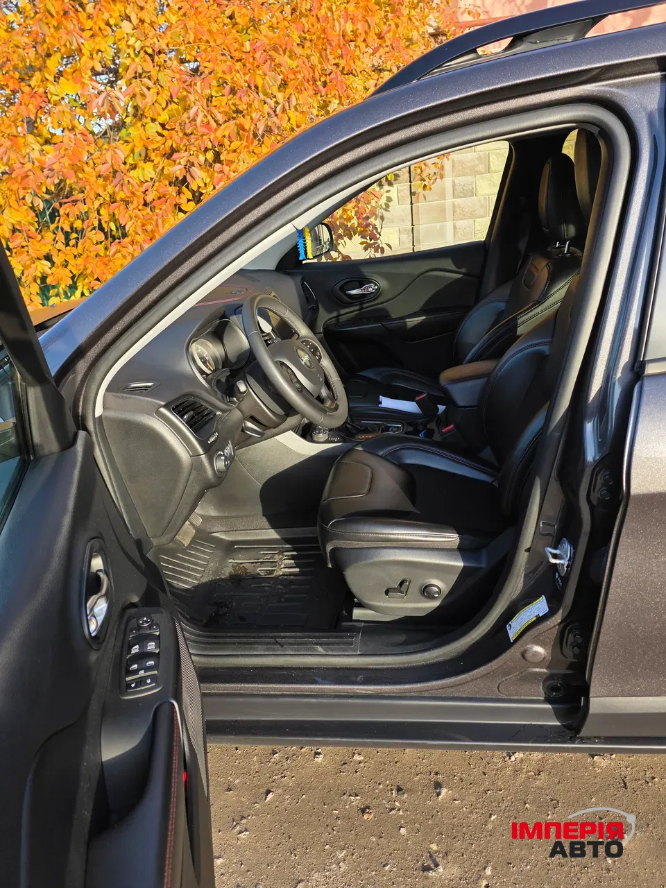 Jeep Cherokee - фото 17