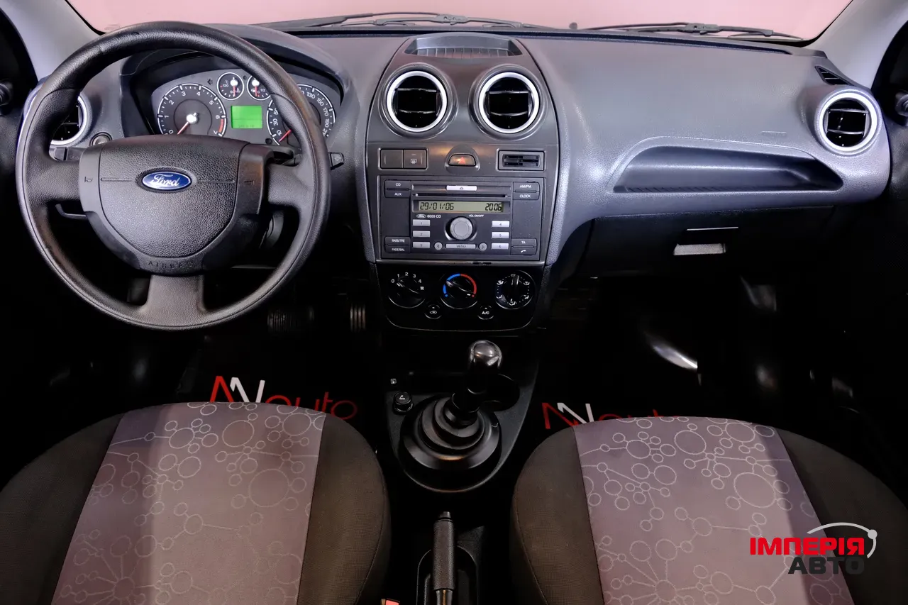 Ford Fiesta - фото 7