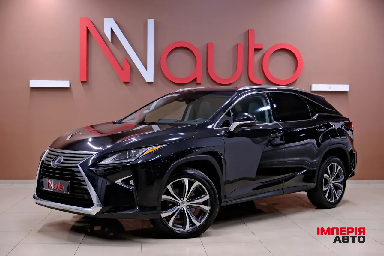 Lexus RX - фото 1