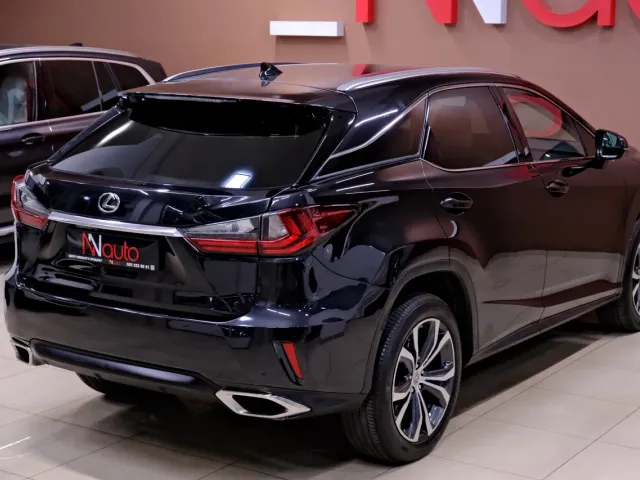 Lexus RX - фото 5