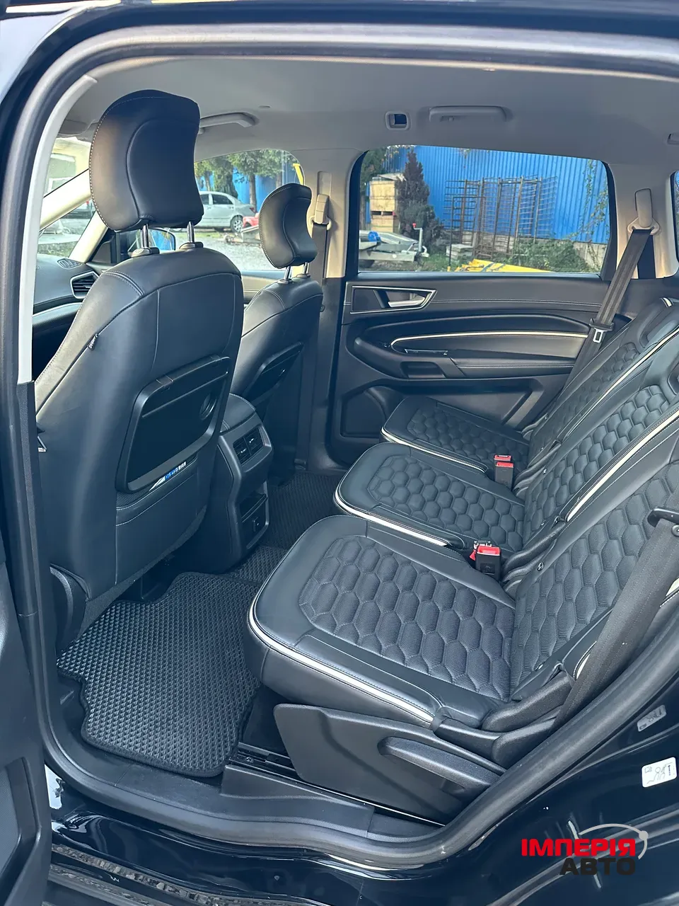 Ford S-MAX - фото 8