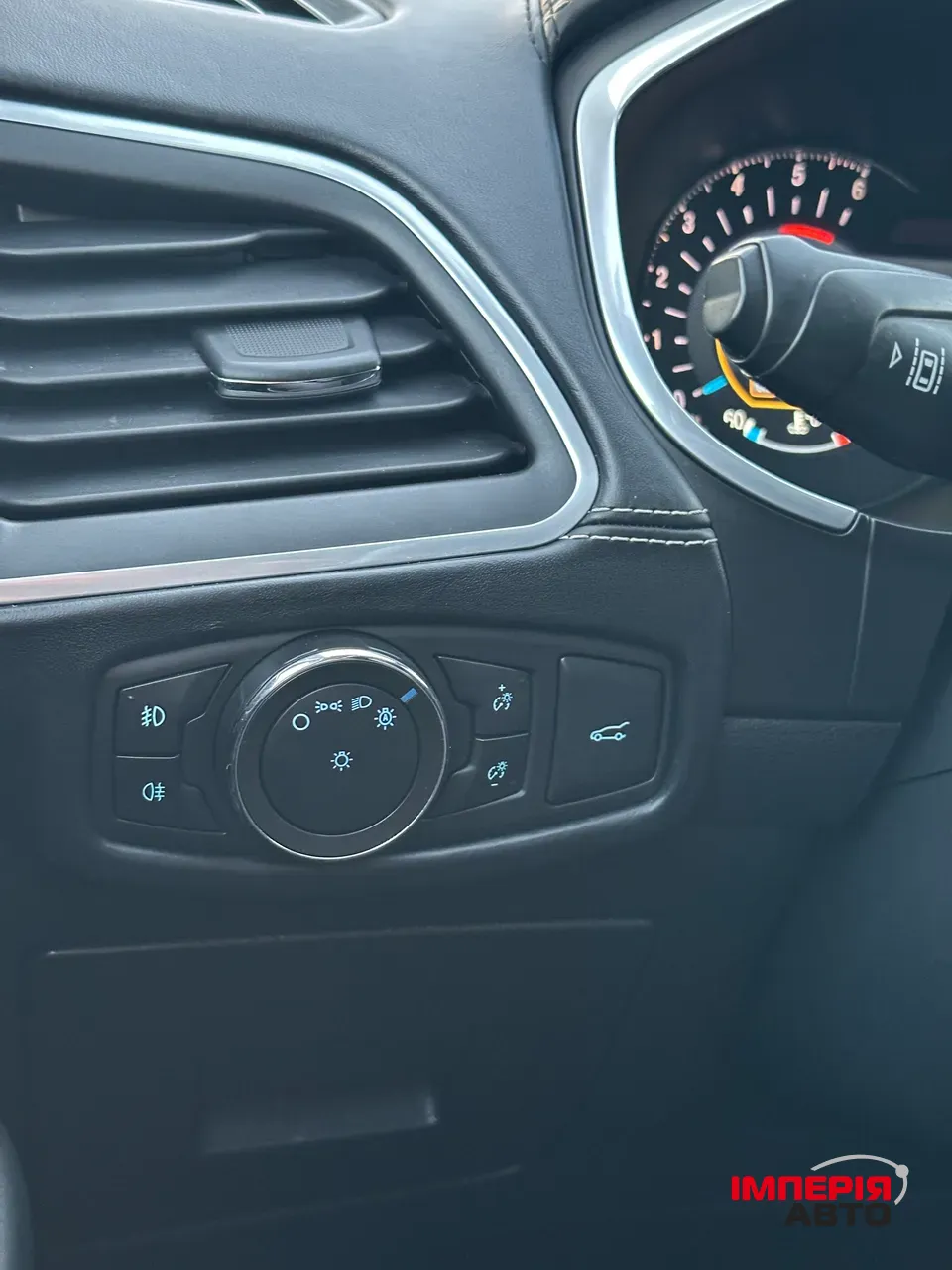 Ford S-MAX - фото 23