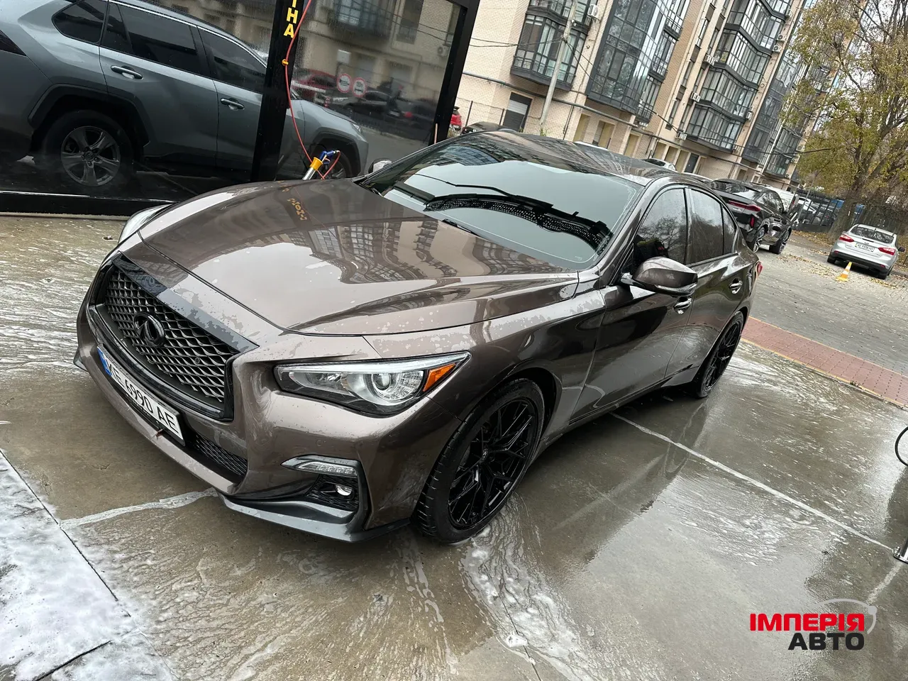 Infiniti Q50 - фото 1