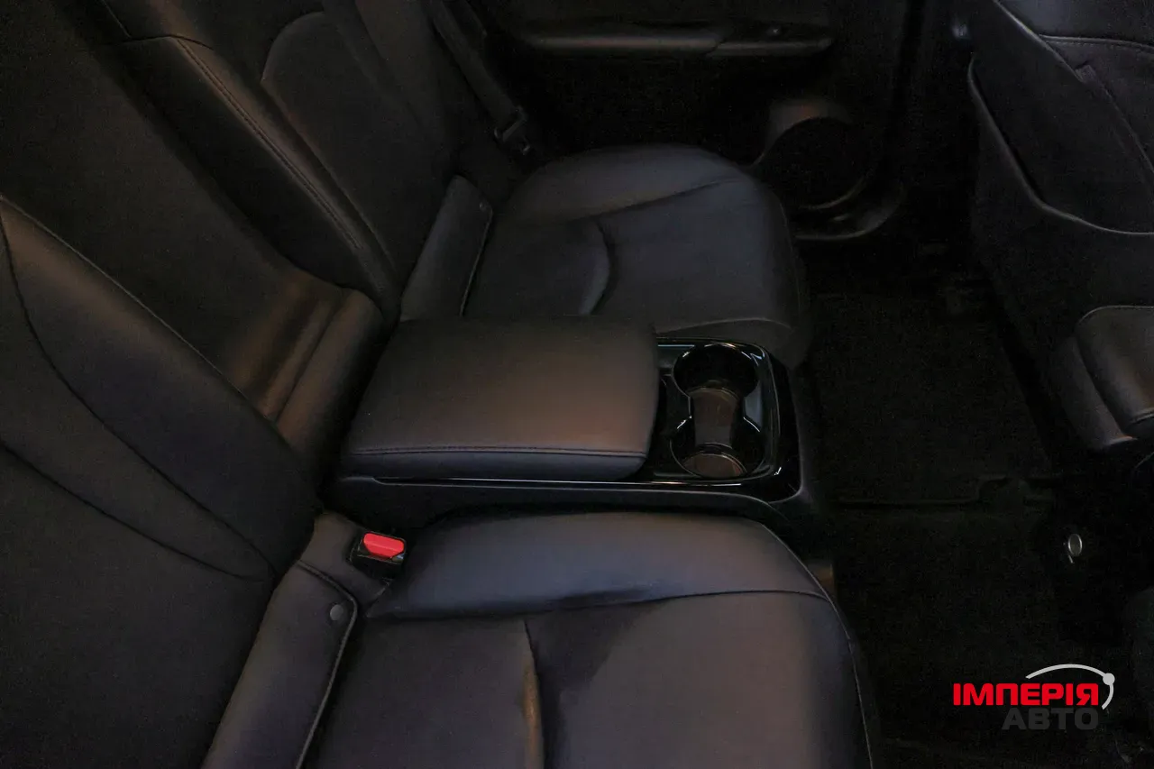 Toyota Prius - фото 17