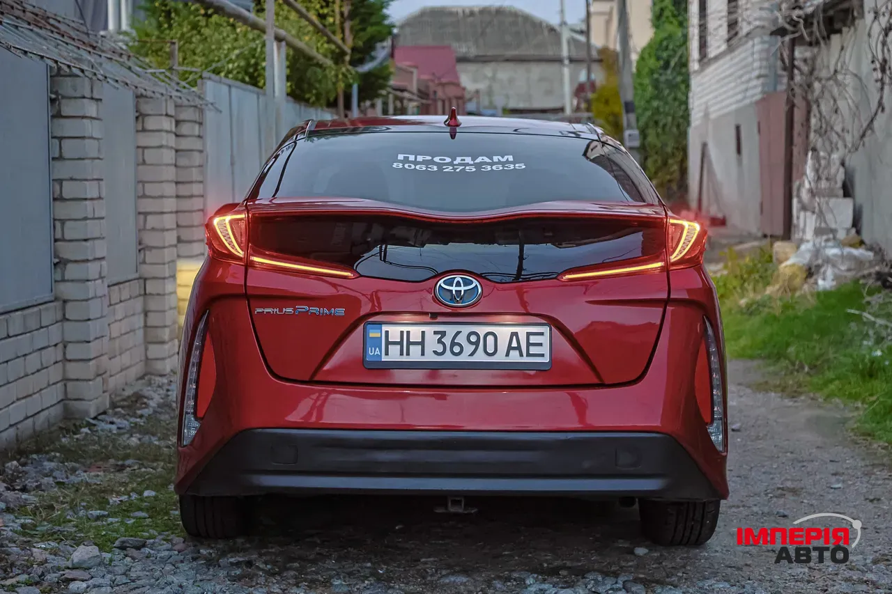 Toyota Prius - фото 4