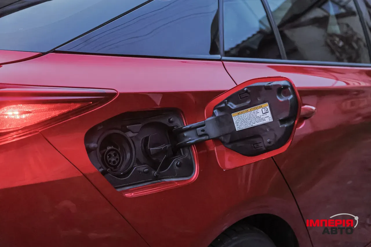 Toyota Prius - фото 23