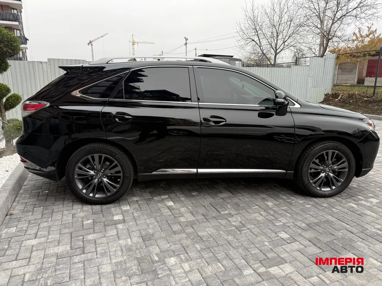 Lexus RX - фото 3