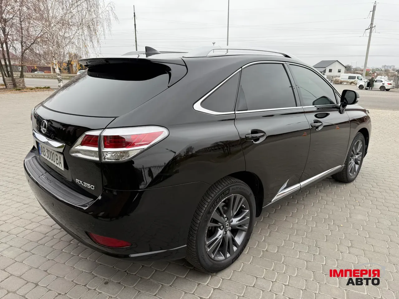 Lexus RX - фото 24