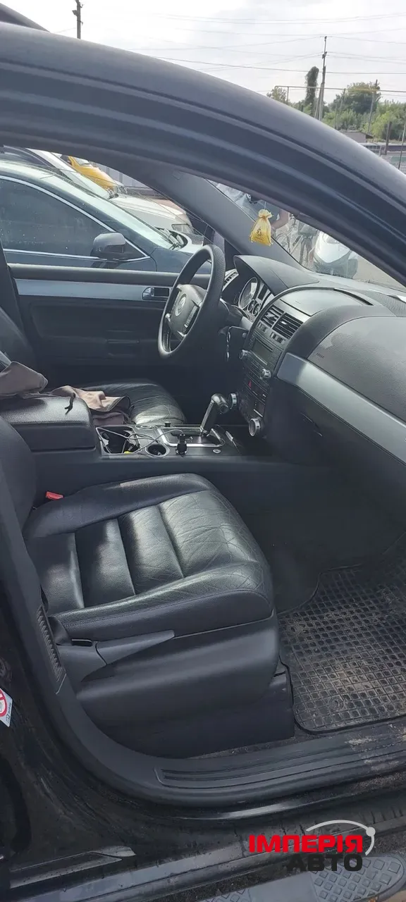 Volkswagen Touareg - фото 15