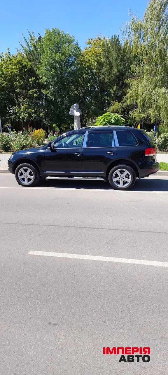Volkswagen Touareg - фото 12