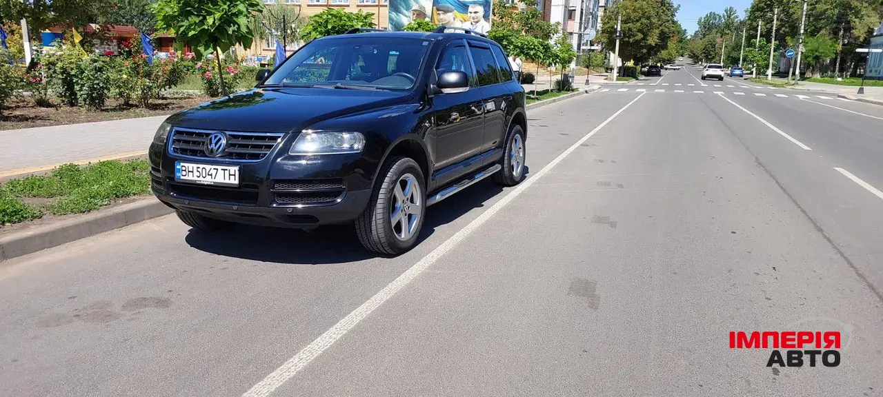 Volkswagen Touareg - фото 5