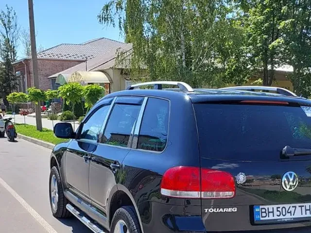 Volkswagen Touareg - фото 3