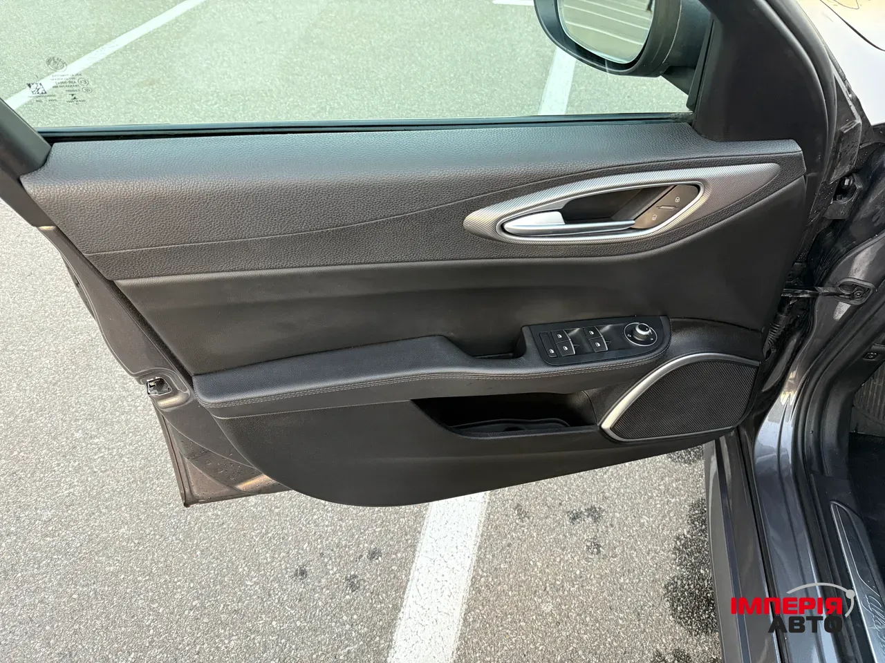 Alfa Romeo Giulia - фото 9