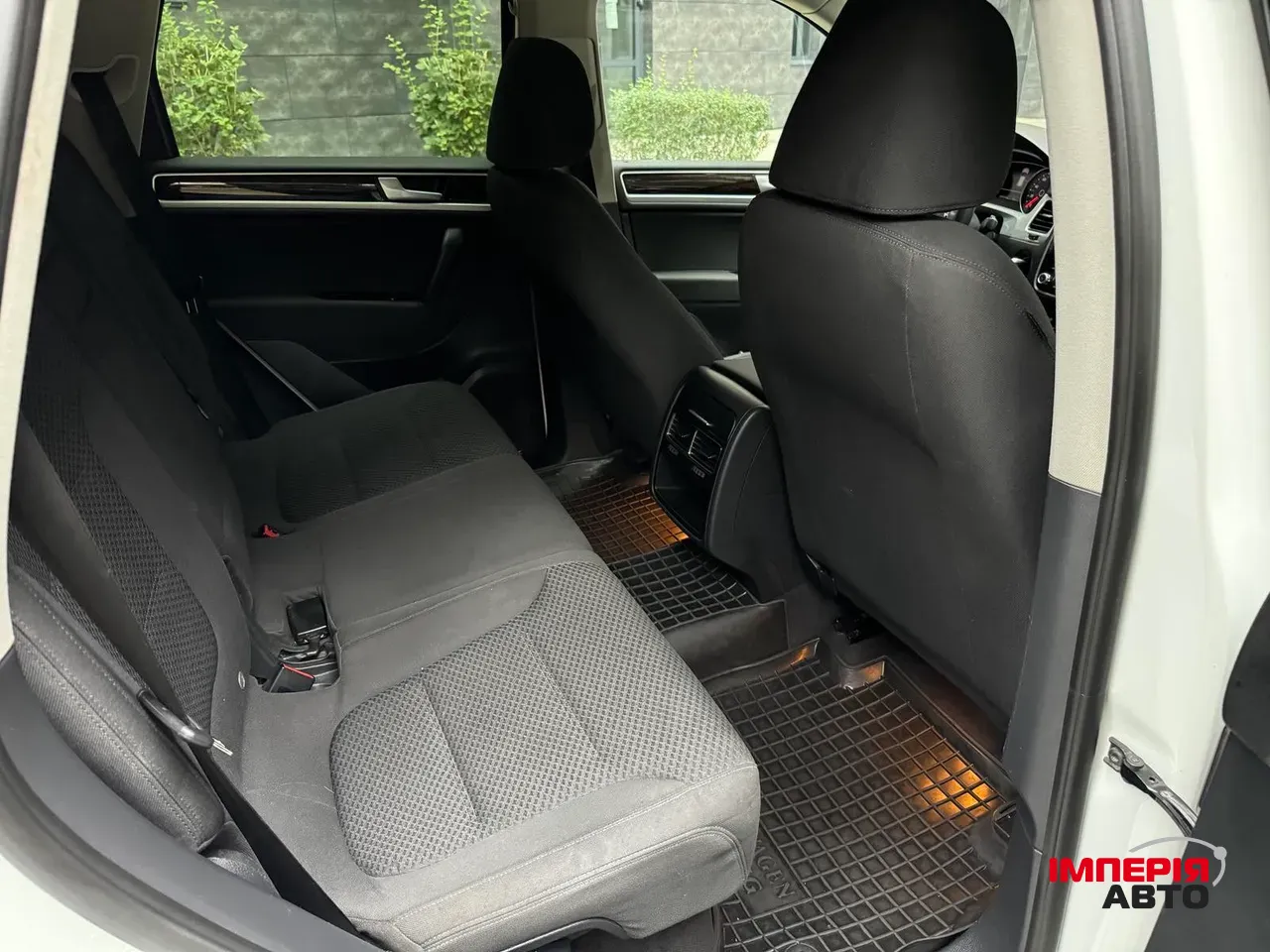 Volkswagen Touareg - фото 15