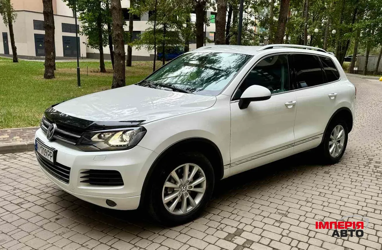 Volkswagen Touareg - фото 2