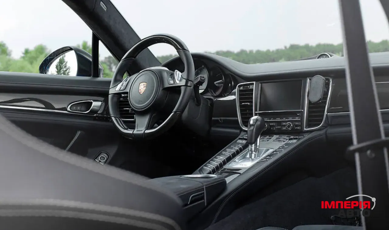 Porsche Panamera - фото 16