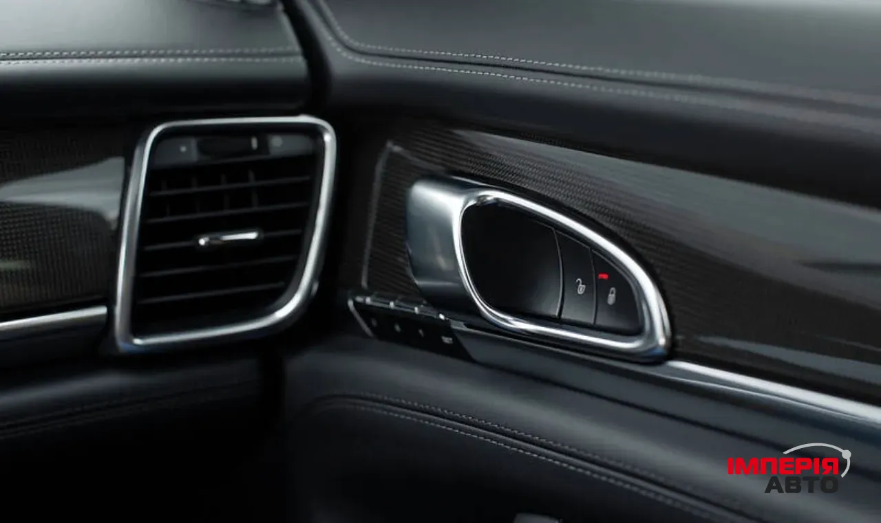 Porsche Panamera - фото 22