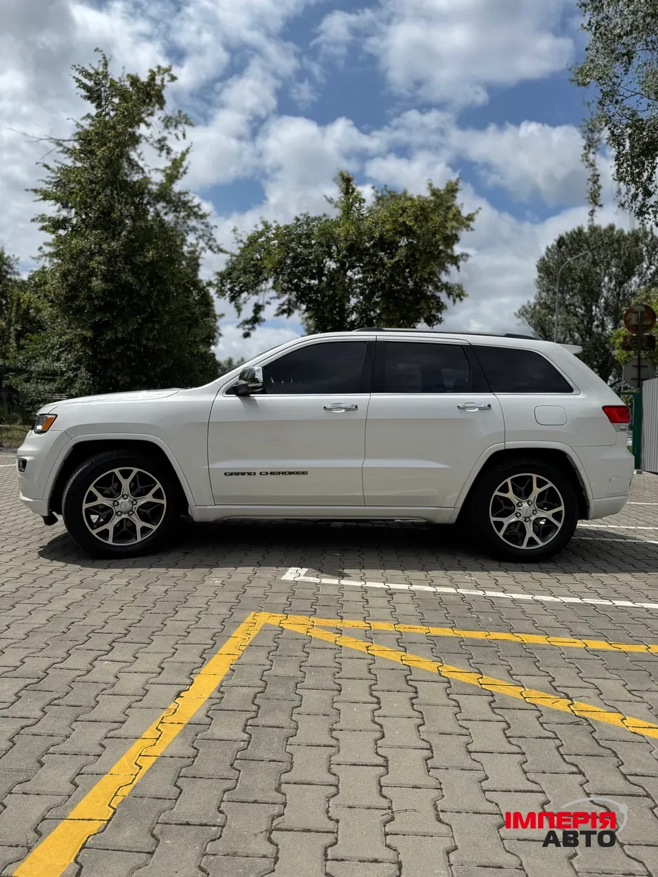 Jeep Grand Cherokee - фото 4