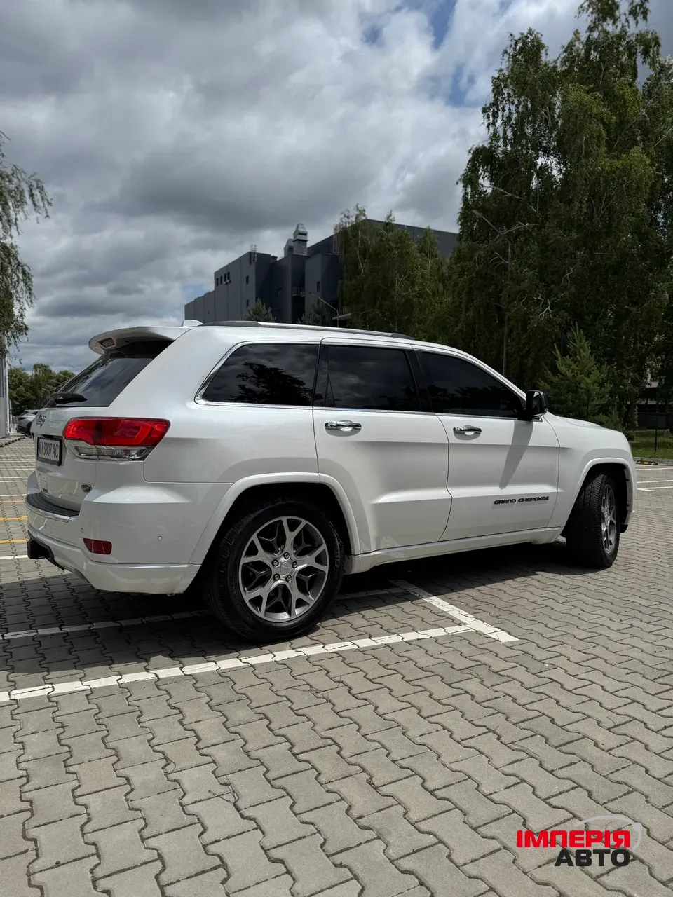Jeep Grand Cherokee - фото 7