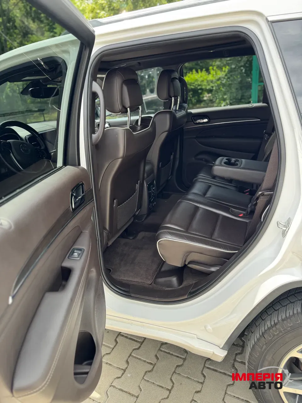 Jeep Grand Cherokee - фото 9
