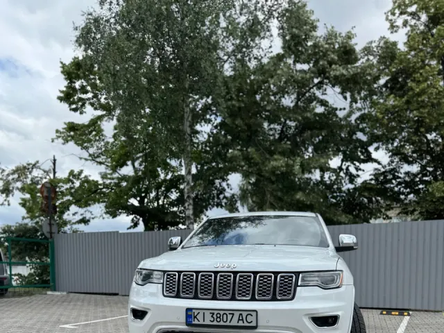 Jeep Grand Cherokee - фото 2