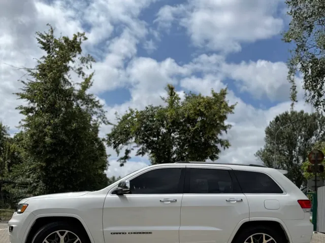 Jeep Grand Cherokee - фото 4