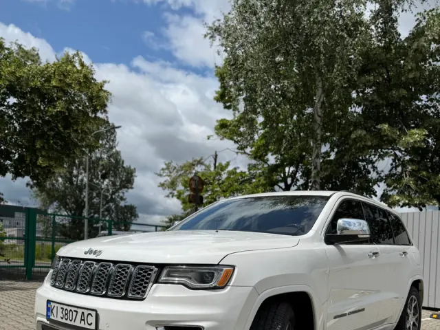 Jeep Grand Cherokee - фото 3