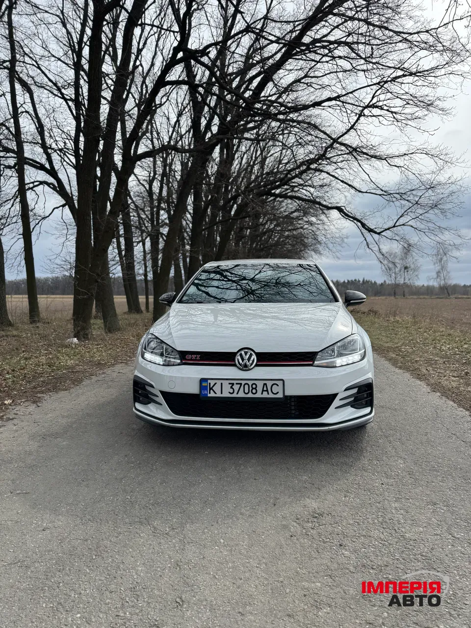 Volkswagen Golf GTI - фото 2