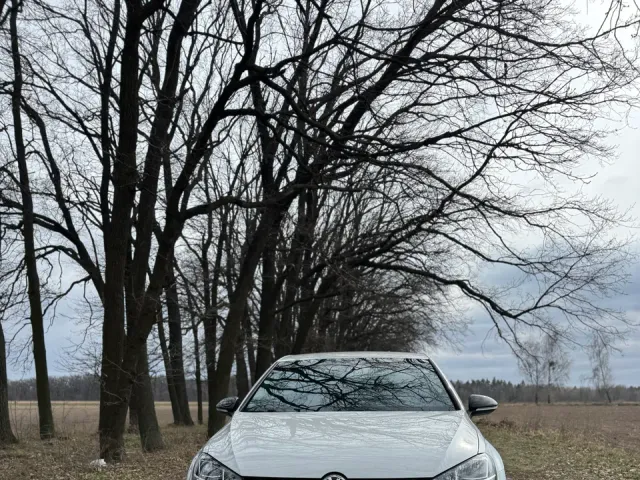 Volkswagen Golf GTI - фото 2