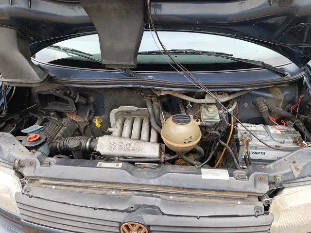 Volkswagen Caravelle - фото 5