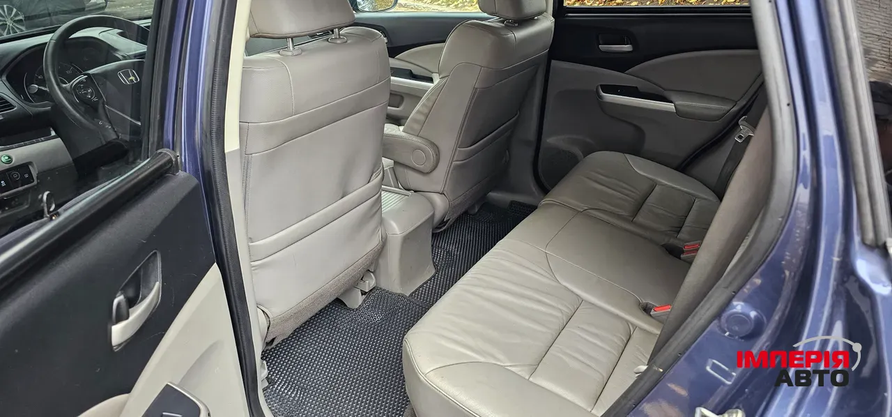 Honda CR-V - фото 8