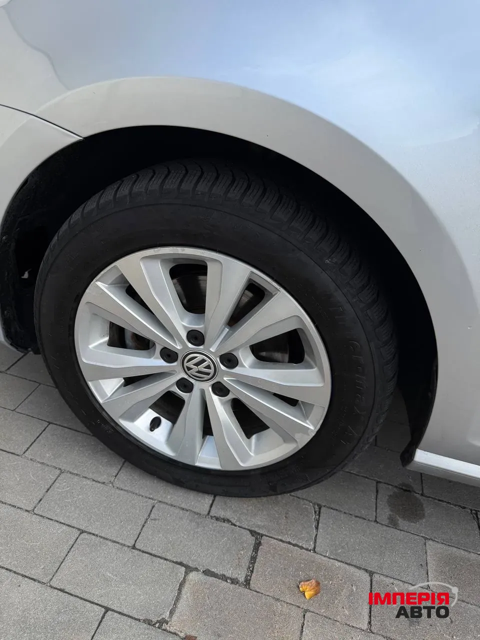 Volkswagen Golf - фото 8
