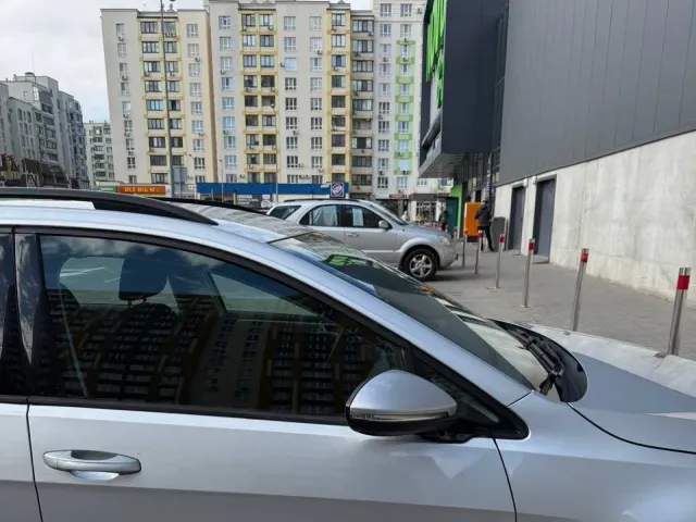 Volkswagen Golf - фото 4