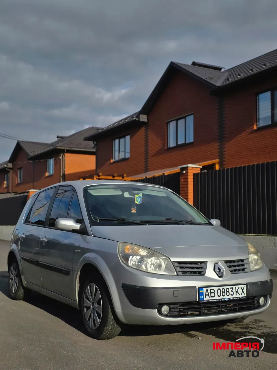 Renault Scenic - фото 1